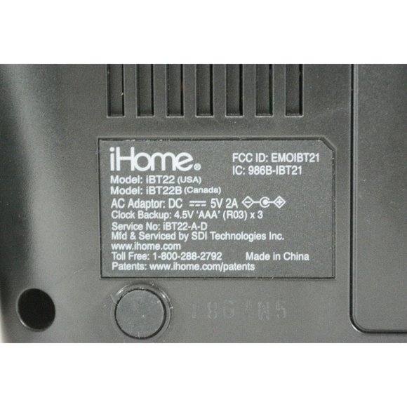 iHome iBT22 Wireless Dual Bluetooth Alarm Clock + USB Charging Dock Black - Picture 7 of 9